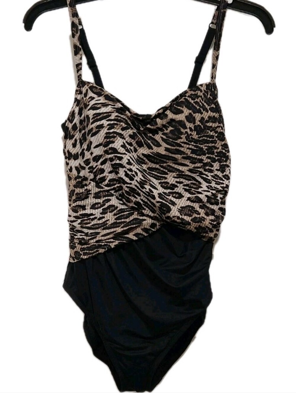 Dreamsuit By Miracle Brands  Women's 8 Leopard Print Tummy Control 1 Pc Swimsuit